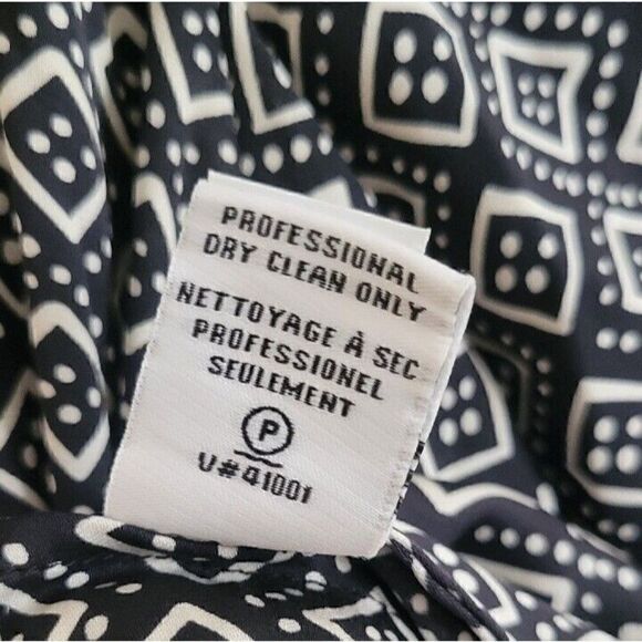 Dian Von Furstenberg Silk Roll Tab Seeve Blouse Women's Size 8 - Picture 6 of 9